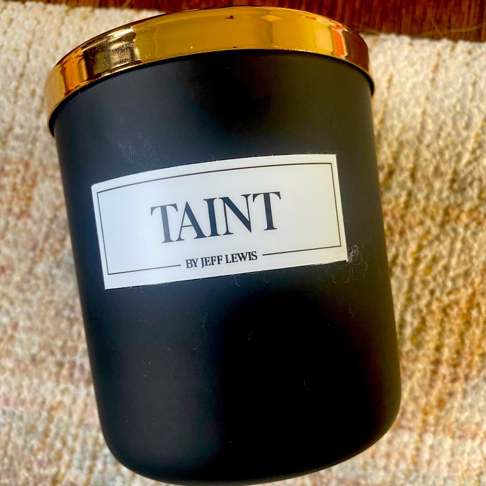 Jeff Lewis Live “Taint” candle by Wyatt & Co